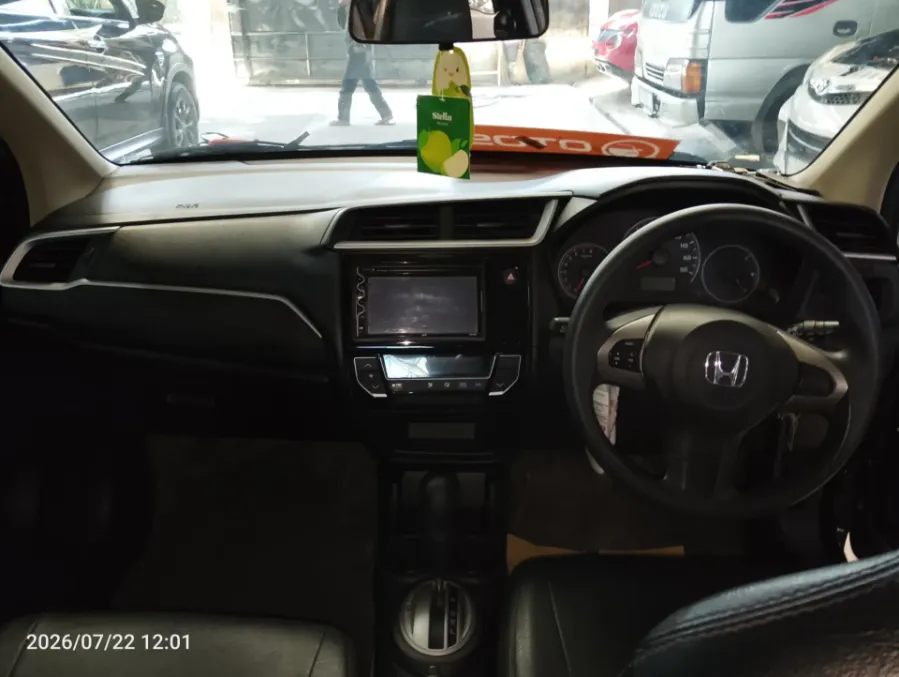 Foto Mobil Bekas Dashboard Honda Brio 1.2 Satya E tahun 2020