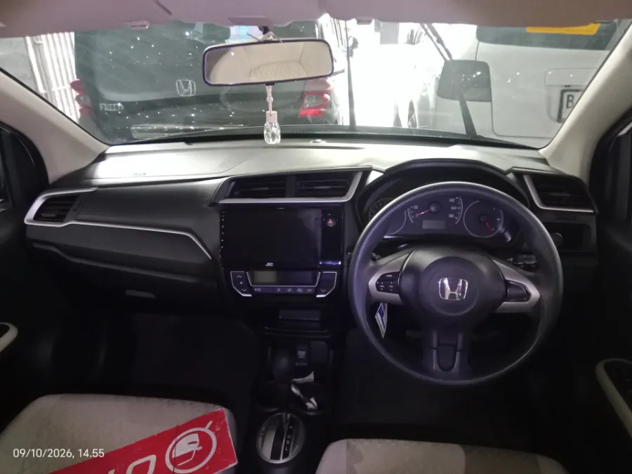 Foto Mobil Bekas Dashboard Honda Brio 1.2 Satya E tahun 2020