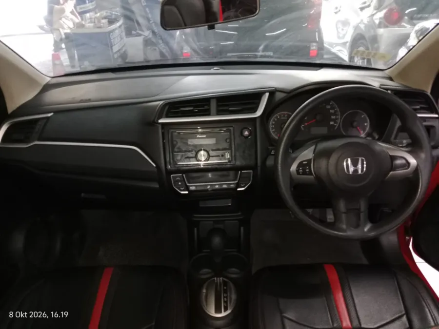 Foto Mobil Bekas Dashboard Honda Brio 1.2 Satya E tahun 2020