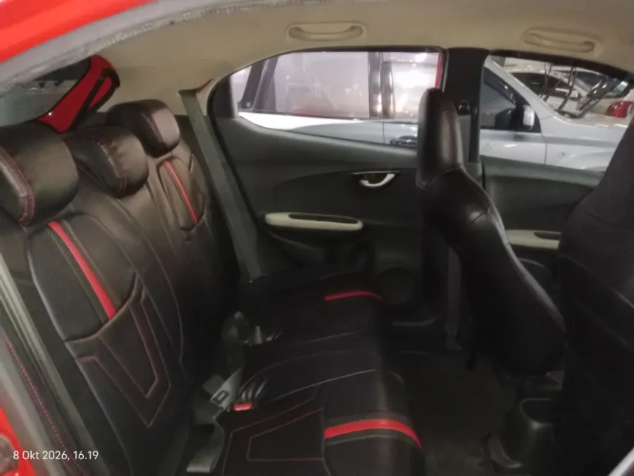 Foto Mobil Bekas Kabin Belakang Honda Brio 1.2 Satya E tahun 2020