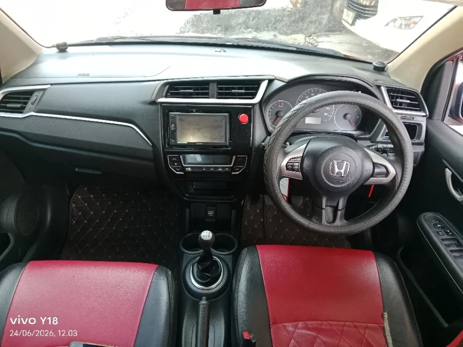 Foto Mobil Bekas Dashboard Honda Brio 1.2 Satya E tahun 2021