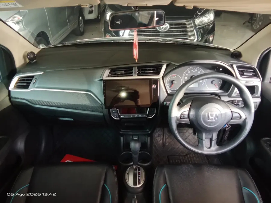 Foto Mobil Bekas Dashboard Honda Brio 1.2 Satya E tahun 2021