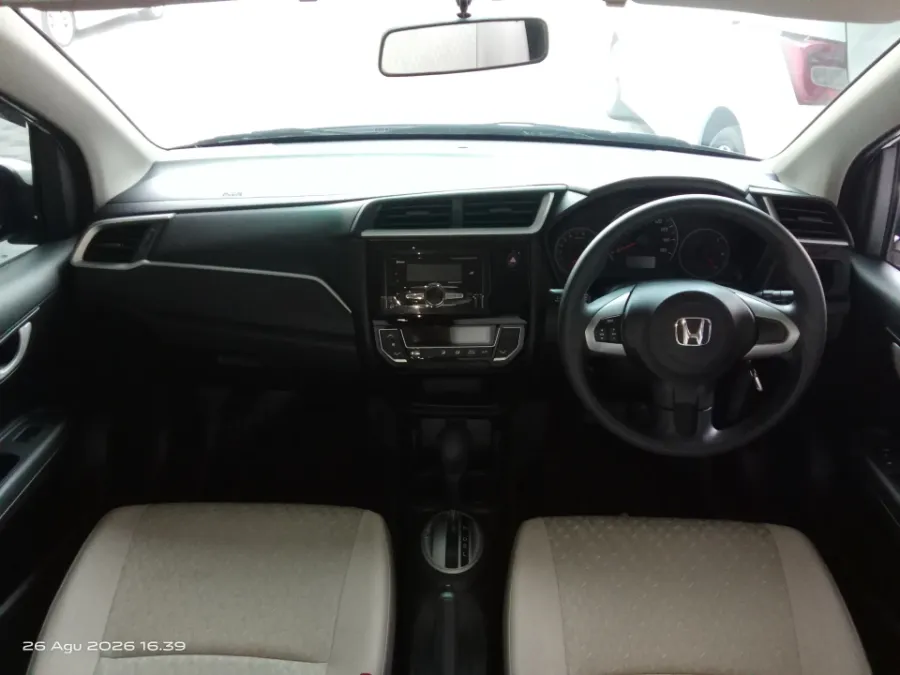 Foto Mobil Bekas Dashboard Honda Brio 1.2 Satya E tahun 2021