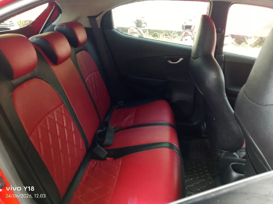 Foto Mobil Bekas Kabin Belakang Honda Brio 1.2 Satya E tahun 2021