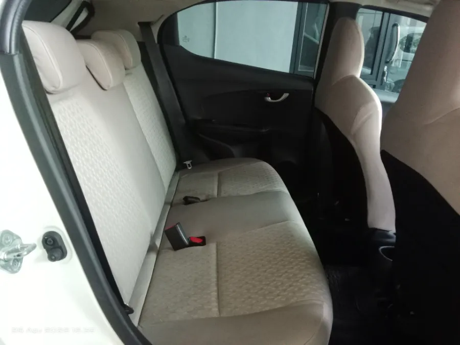 Foto Mobil Bekas Kabin Belakang Honda Brio 1.2 Satya E tahun 2021