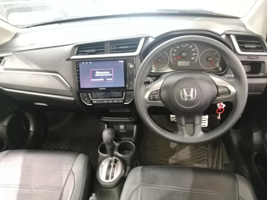 Foto Mobil Bekas Dashboard Honda Brio 1.2 Satya E tahun 2022