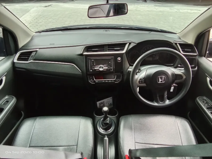 Foto Mobil Bekas Dashboard Honda Brio 1.2 Satya E tahun 2022