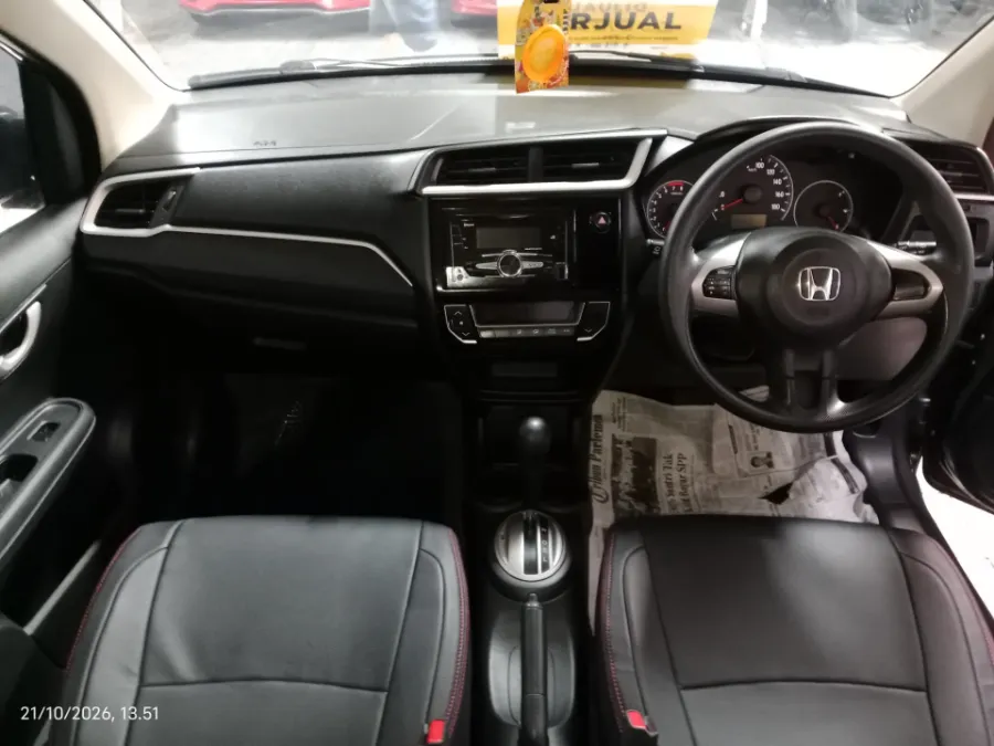 Foto Mobil Bekas Dashboard Honda Brio 1.2 Satya E tahun 2022