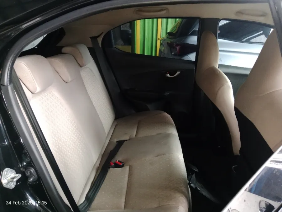 Foto Mobil Bekas Kabin Belakang Honda Brio 1.2 Satya E tahun 2022