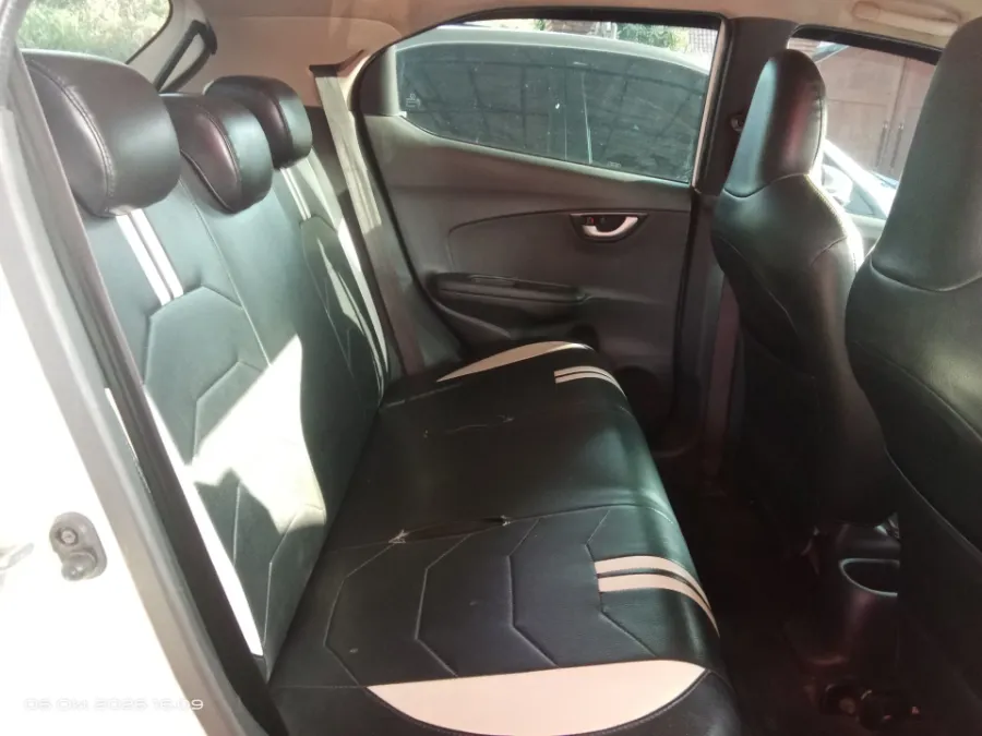Foto Mobil Bekas Kabin Belakang Honda Brio 1.2 Satya E tahun 2022