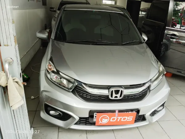 2022 Honda Brio 1.2 Satya E - Foto 1 dari 6