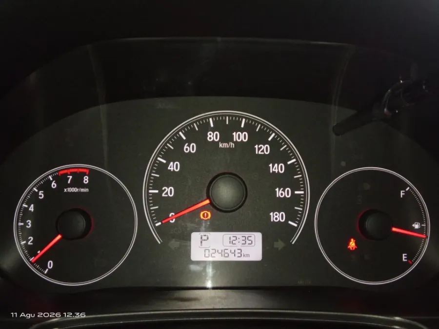 Foto Mobil Bekas Odometer Honda Brio 1.2 Satya E tahun 2022