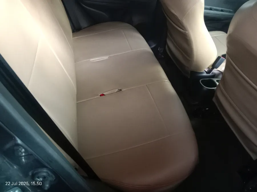 Foto Mobil Bekas Kabin Belakang Honda Brio 1.2 Satya E tahun 2023
