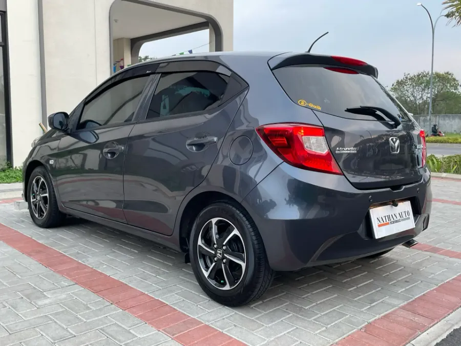Foto Mobil Bekas Kiri Belakang Honda Brio 1.2 Satya E tahun 2023