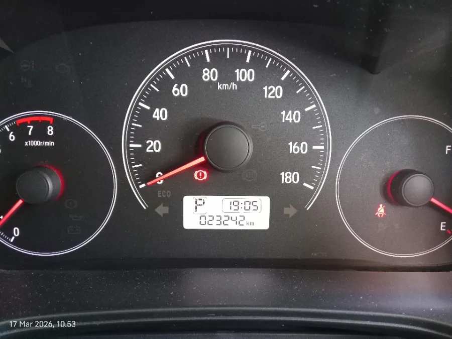 Foto Mobil Bekas Odometer Honda Brio 1.2 Satya E tahun 2023