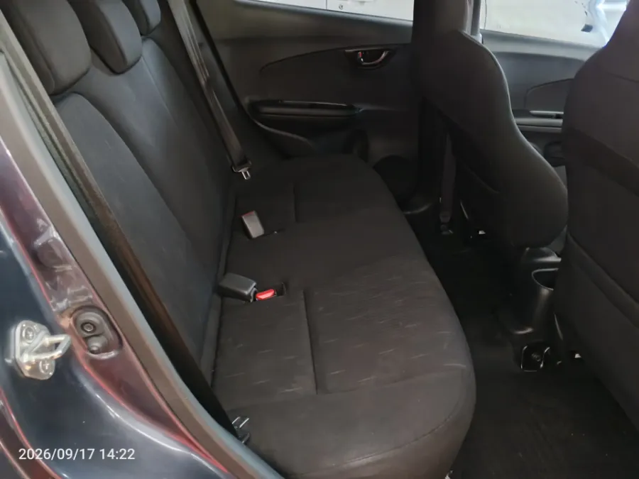 Foto Mobil Bekas Kabin Belakang Honda Brio 1.2 Satya E tahun 2024