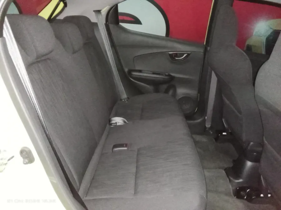 Foto Mobil Bekas Kabin Belakang Honda Brio 1.2 Satya E tahun 2024