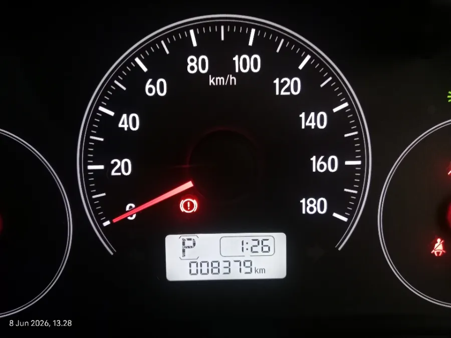Foto Mobil Bekas Odometer Honda Brio 1.2 Satya E tahun 2024