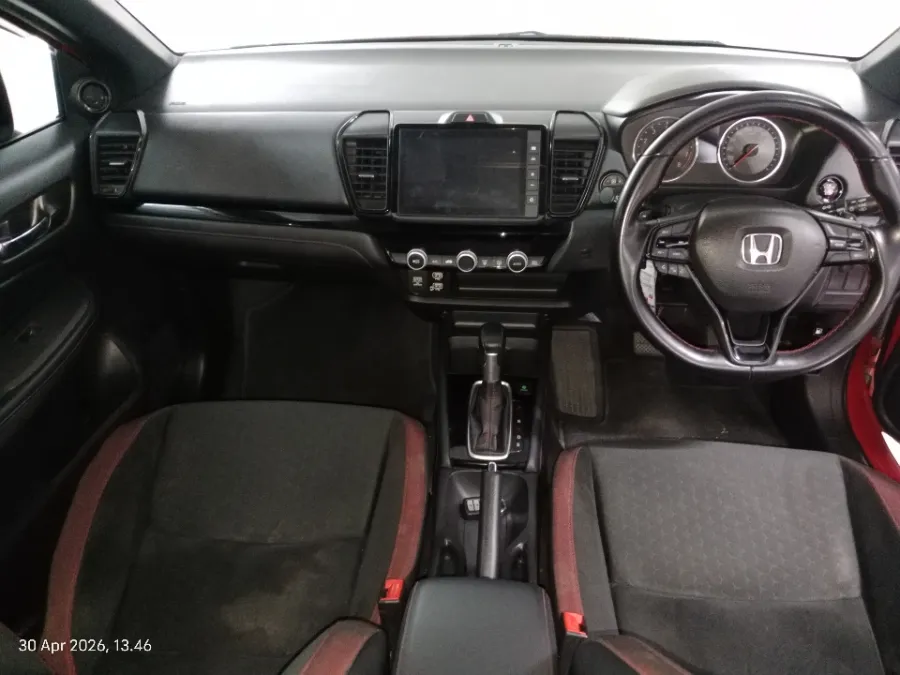 Foto Mobil Bekas Dashboard Honda City 1.5 RS tahun 2022