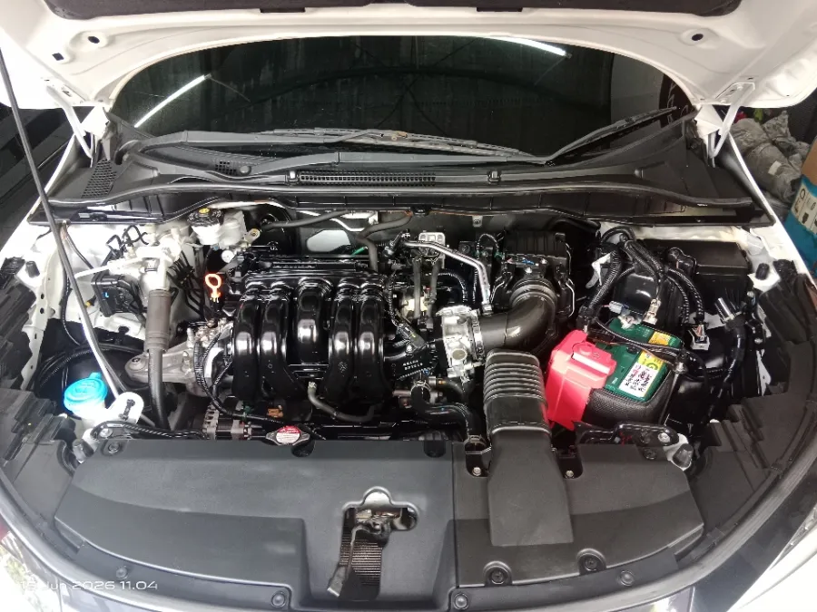 Foto Mobil Bekas Mesin Honda City 1.5 RS tahun 2023