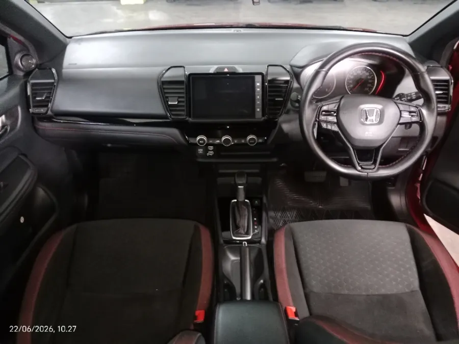 Foto Mobil Bekas Dashboard Honda City 1.5 RS Hatchback tahun 2021