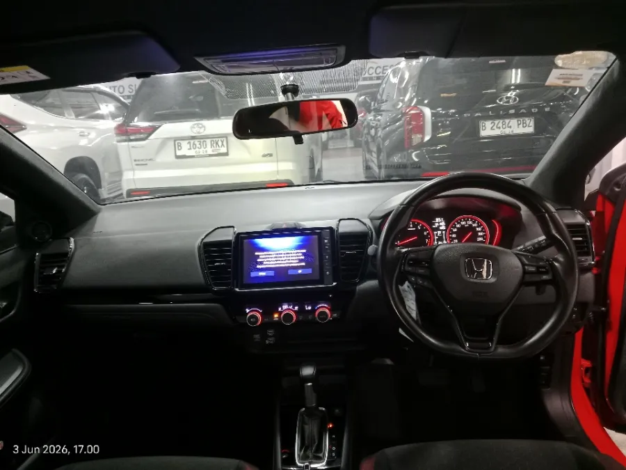 Foto Mobil Bekas Dashboard Honda City 1.5 RS Hatchback tahun 2021