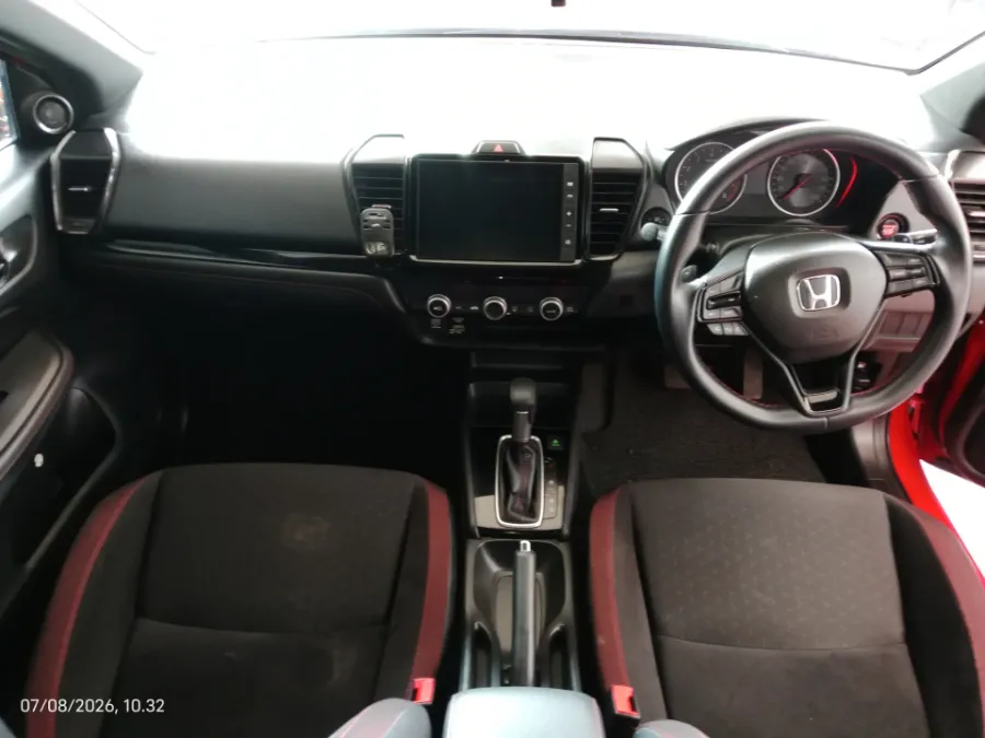 Foto Mobil Bekas Dashboard Honda City 1.5 RS Hatchback tahun 2021