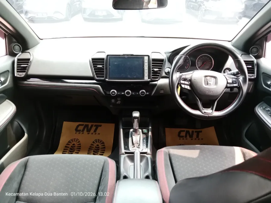 Foto Mobil Bekas Dashboard Honda City 1.5 RS Hatchback tahun 2021
