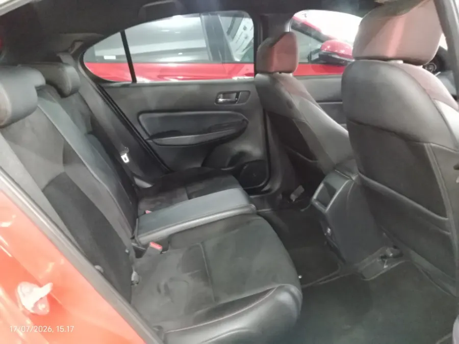 Foto Mobil Bekas Kabin Belakang Honda City 1.5 RS Hatchback tahun 2021