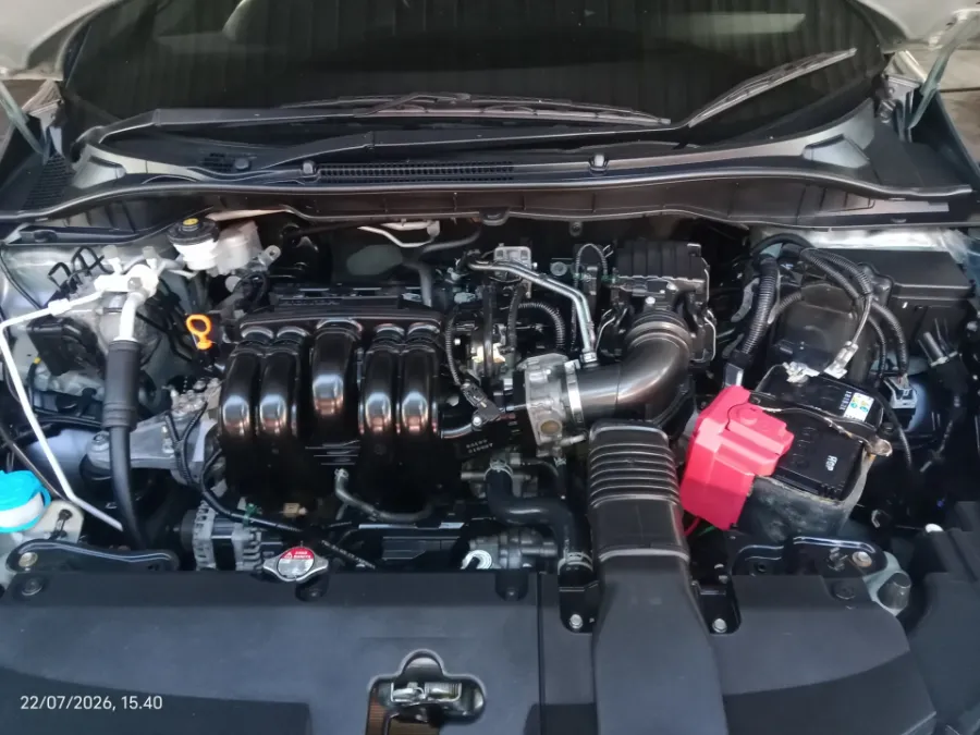 Foto Mobil Bekas Mesin Honda City 1.5 RS Hatchback tahun 2021