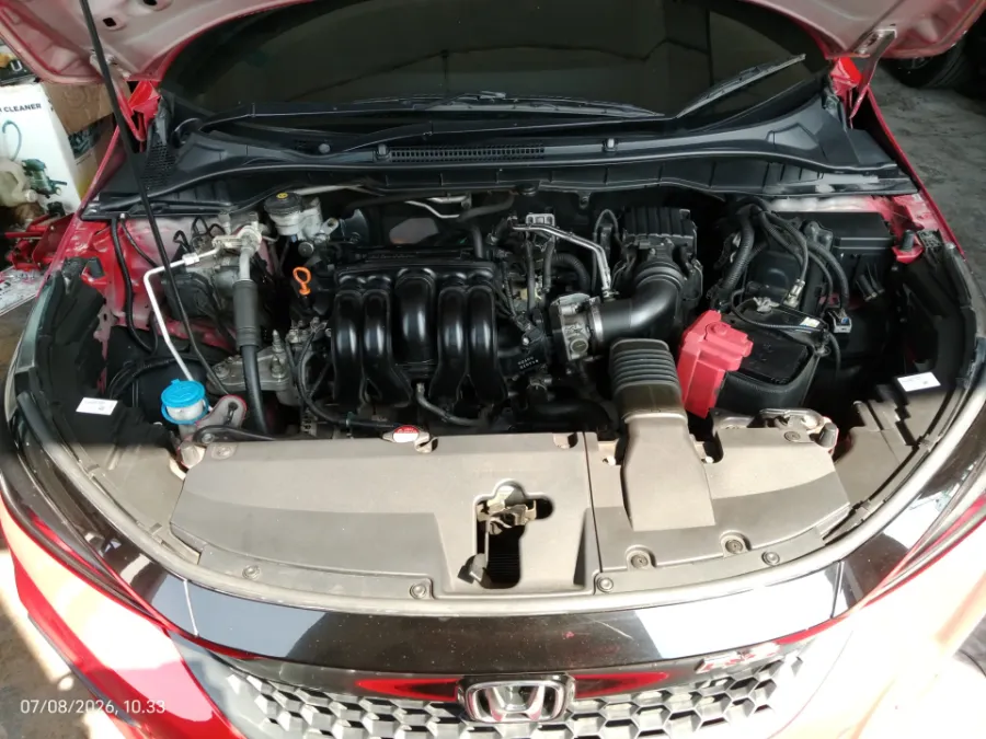 Foto Mobil Bekas Mesin Honda City 1.5 RS Hatchback tahun 2021