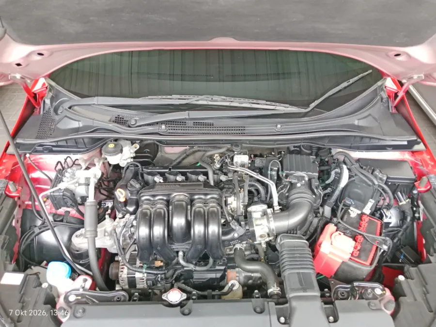 Foto Mobil Bekas Mesin Honda City 1.5 RS Hatchback tahun 2021