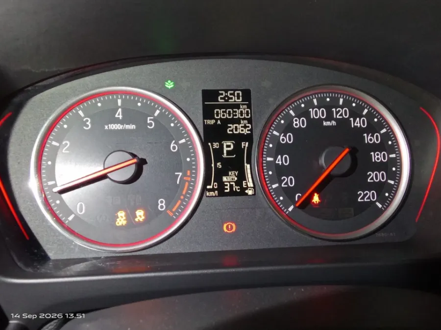 Foto Mobil Bekas Odometer Honda City 1.5 RS Hatchback tahun 2021