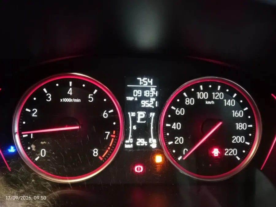 Foto Mobil Bekas Odometer Honda City 1.5 RS Hatchback tahun 2021