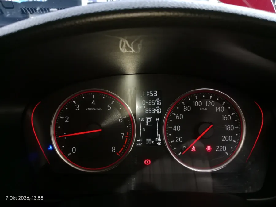 Foto Mobil Bekas Odometer Honda City 1.5 RS Hatchback tahun 2021