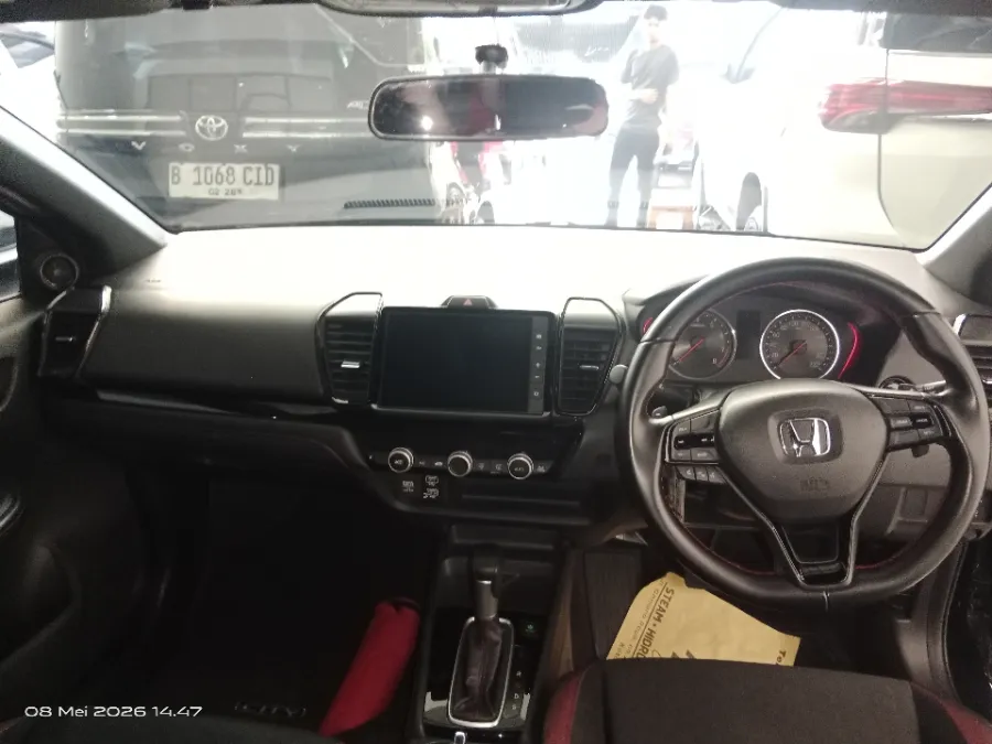 Foto Mobil Bekas Dashboard Honda City 1.5 RS Hatchback tahun 2022