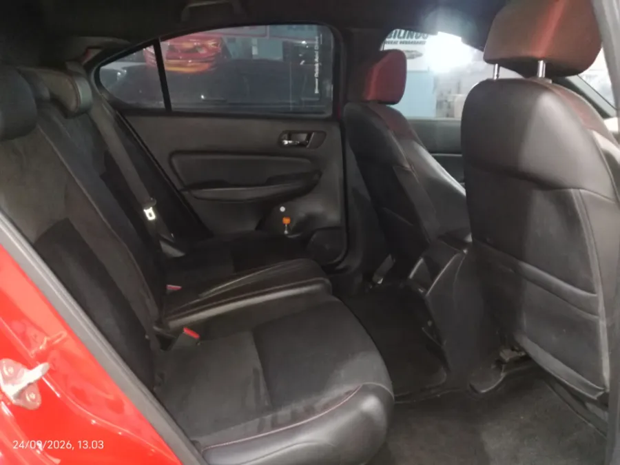 Foto Mobil Bekas Kabin Belakang Honda City 1.5 RS Hatchback tahun 2022