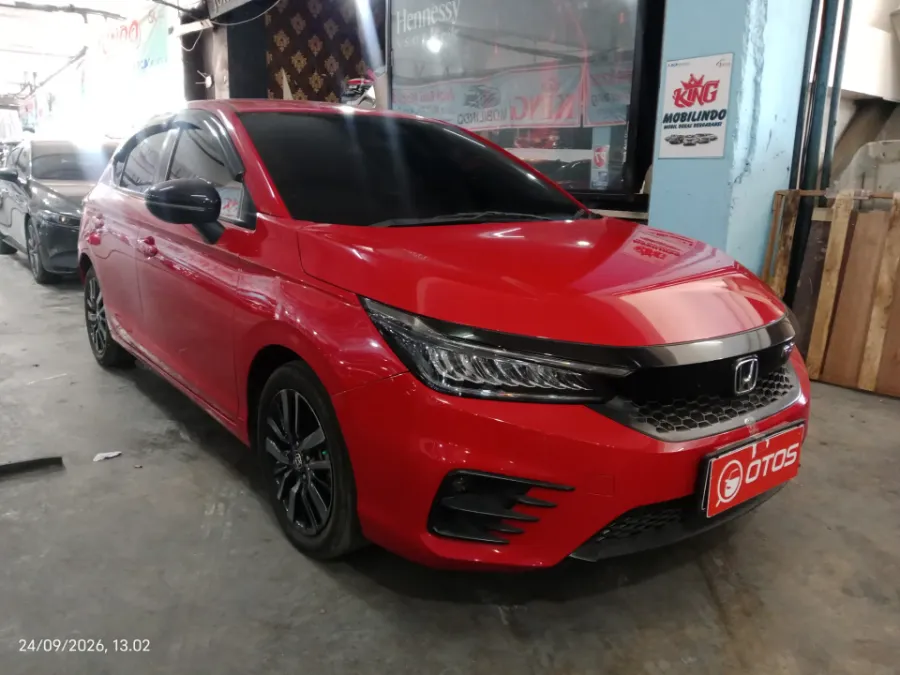 Foto Mobil Bekas Kanan Depan Honda City 1.5 RS Hatchback tahun 2022