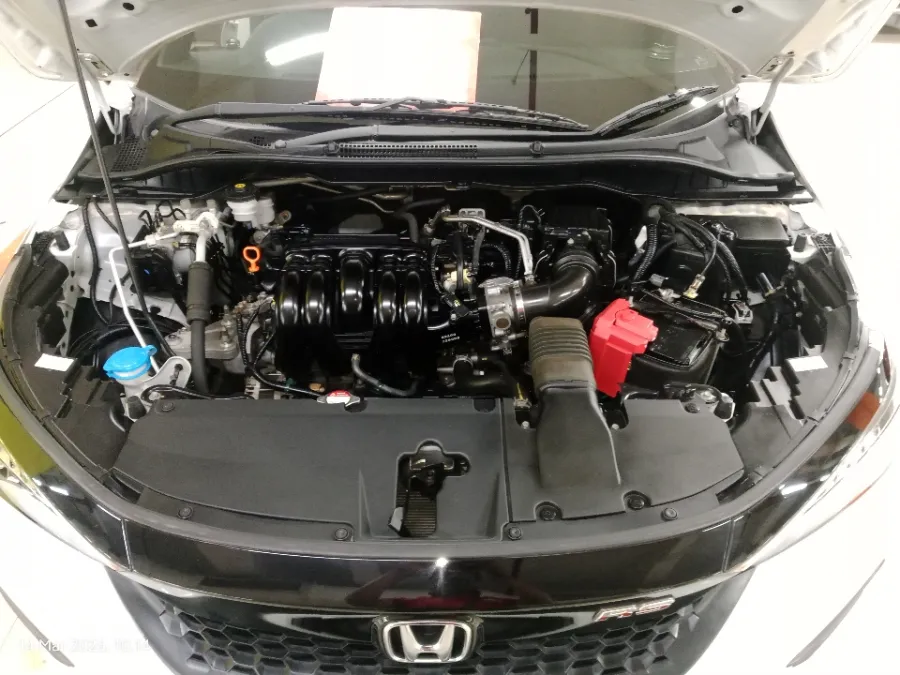 Foto Mobil Bekas Mesin Honda City 1.5 RS Hatchback tahun 2022