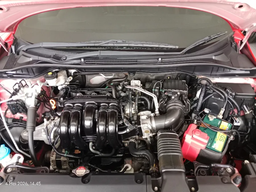 Foto Mobil Bekas Mesin Honda City 1.5 RS Hatchback tahun 2022