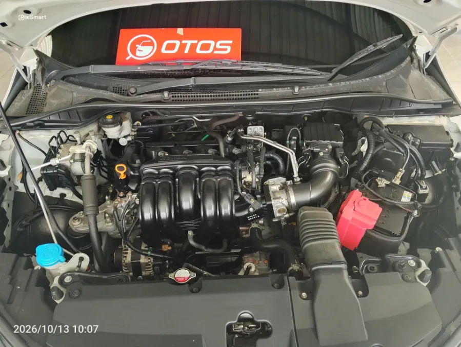 Foto Mobil Bekas Mesin Honda City 1.5 RS Hatchback tahun 2022