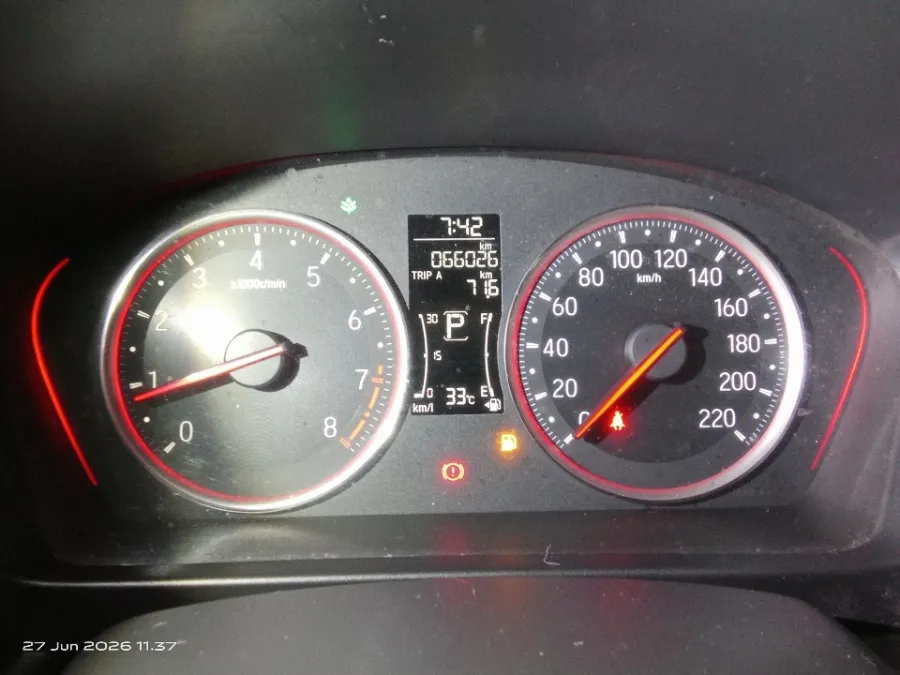 Foto Mobil Bekas Odometer Honda City 1.5 RS Hatchback tahun 2022
