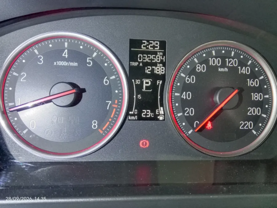 Foto Mobil Bekas Odometer Honda City 1.5 RS Hatchback tahun 2022