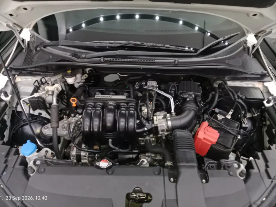 Foto Mobil Bekas Mesin Honda City 1.5 RS Hatchback tahun 2023