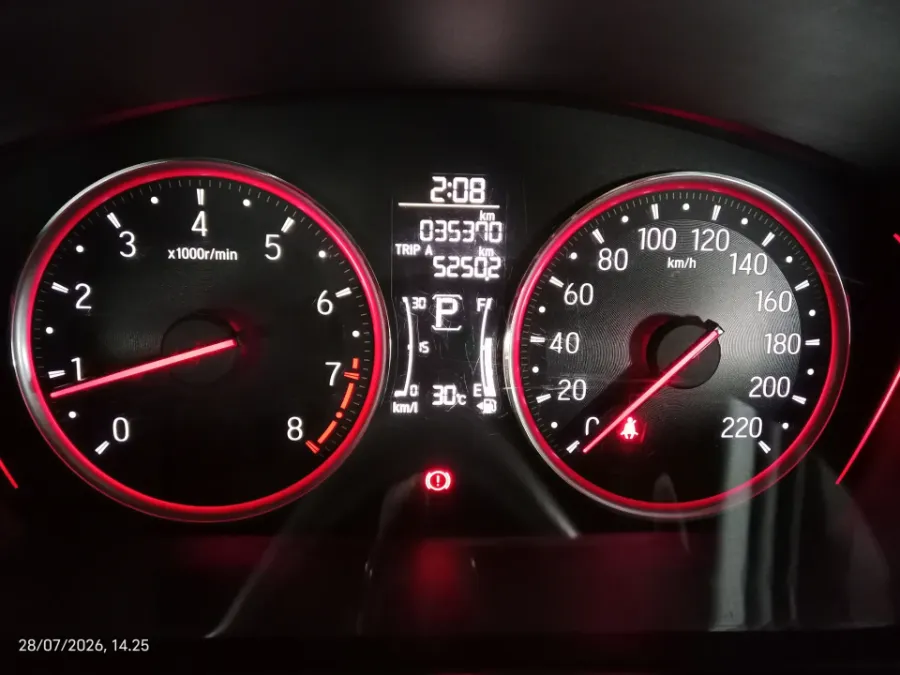 Foto Mobil Bekas Odometer Honda City 1.5 RS Hatchback tahun 2023