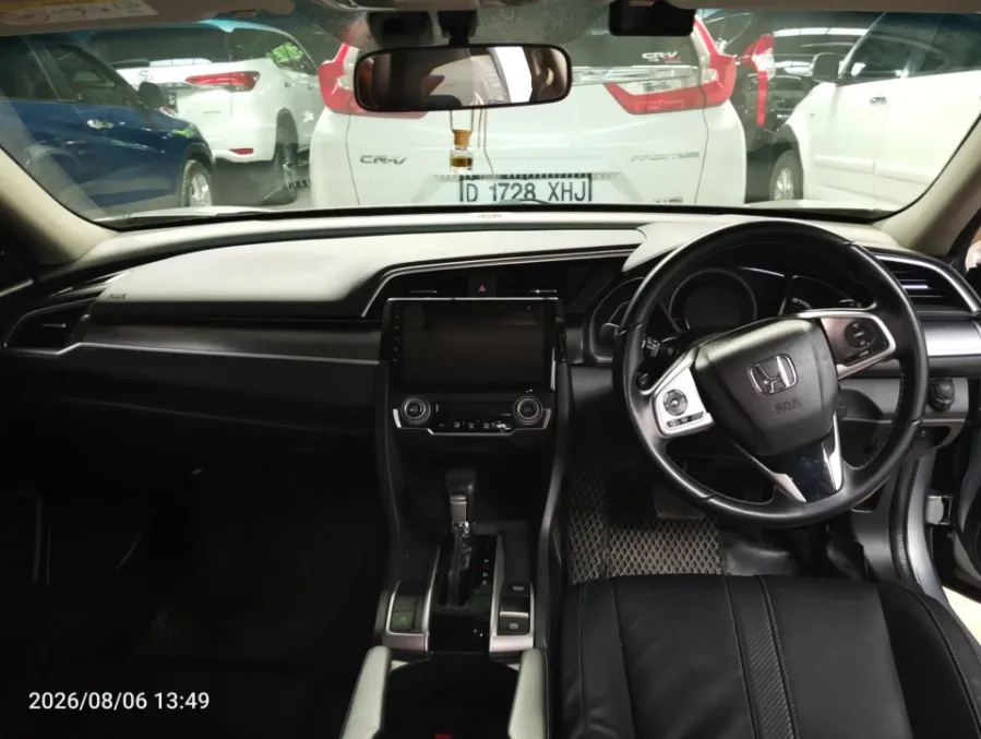 Foto Mobil Bekas Dashboard Honda Civic 1.5 ES tahun 2017