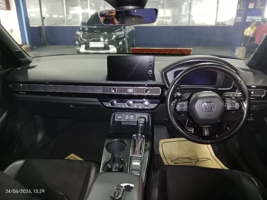 Foto Mobil Bekas Dashboard Honda Civic 1.5 RS tahun 2022