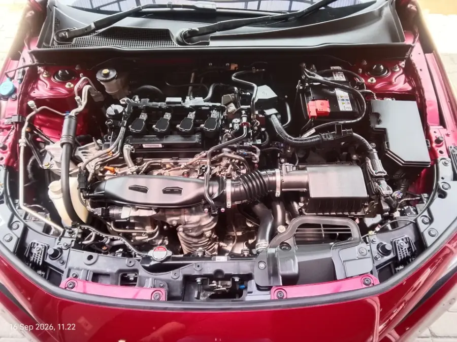 Foto Mobil Bekas Mesin Honda Civic 1.5 RS tahun 2023