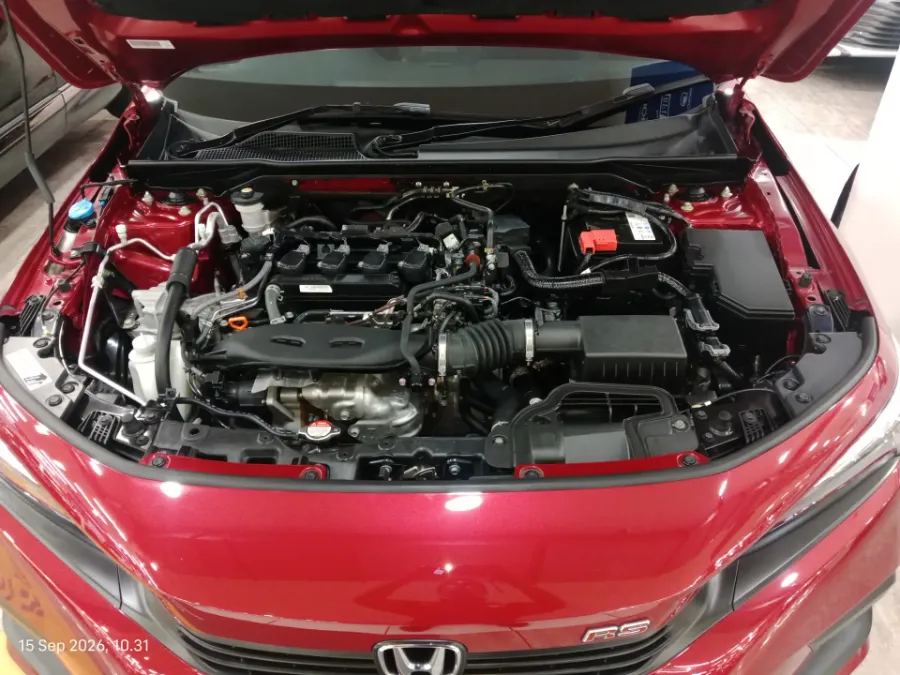 Foto Mobil Bekas Mesin Honda Civic 1.5 RS tahun 2024