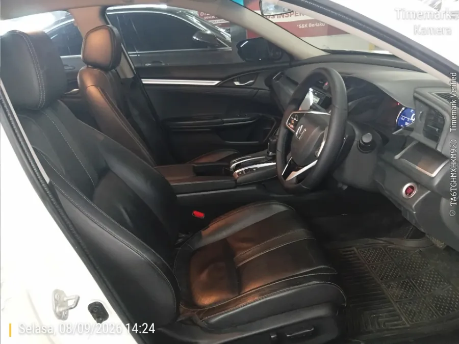 Foto Mobil Bekas Kabin Depan Honda Civic 1.5 Turbo tahun 2016